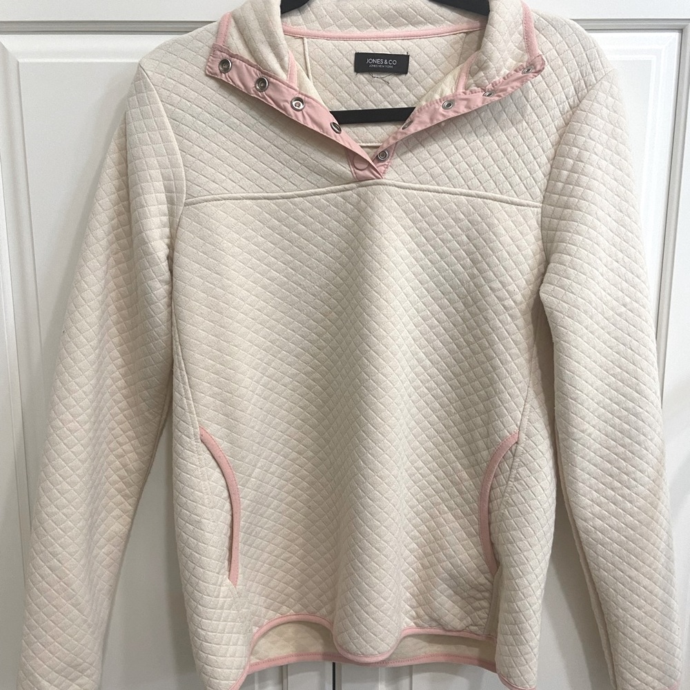 Jones & Co, cream and pink, button up, quilted pullover